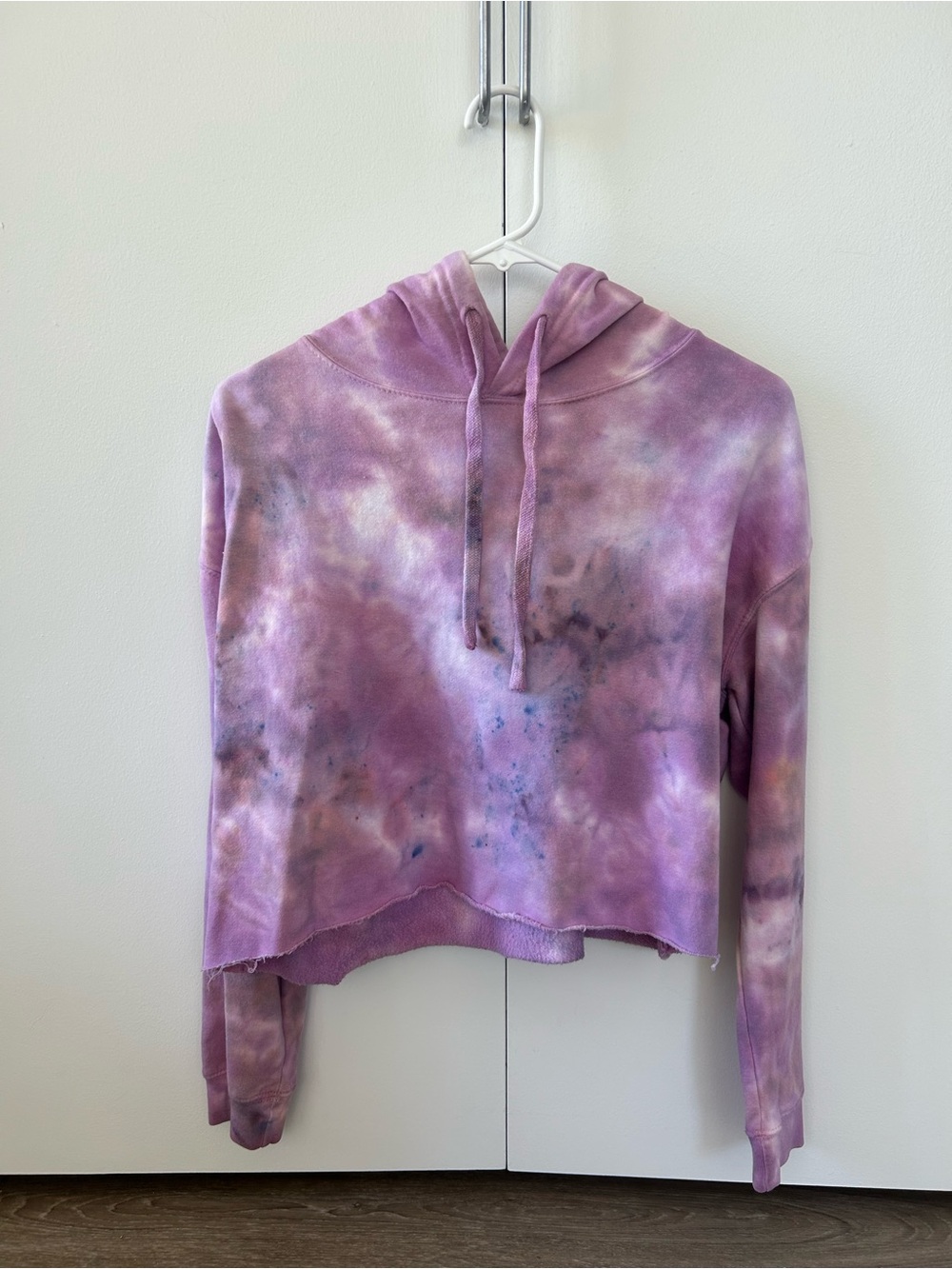 Pink and Purple Salt-Resist Dye Cropped Hoodie